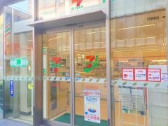 セブンイレブン　品川駅港南口店