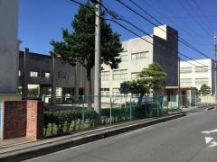 岩西小学校