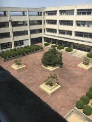 橿原市立橿原中学校
