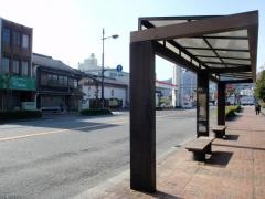 「県庁前」バス停留所