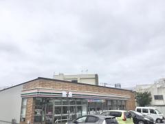 セブンイレブン　浦添パイプライン伊祖店