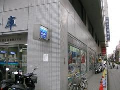 横浜信用金庫新横浜支店