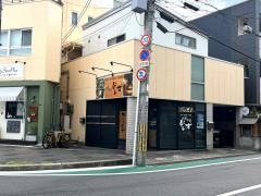 びいず