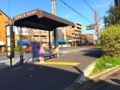 「四谷上町」バス停留所