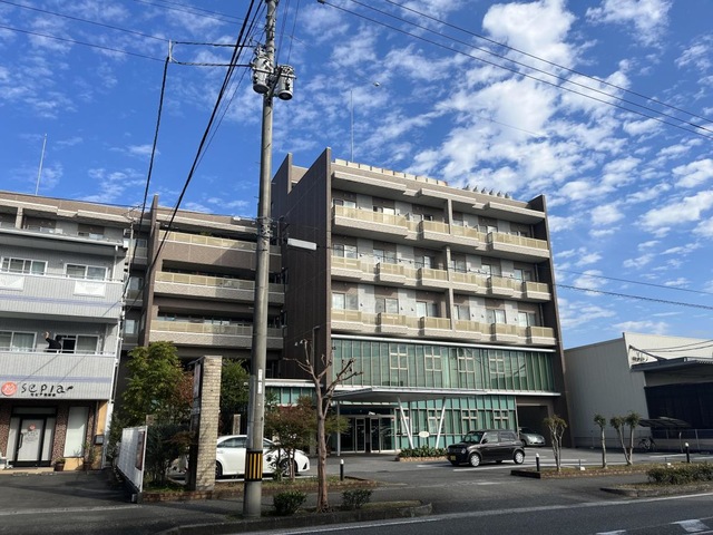 とも