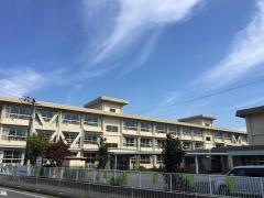八幡小学校