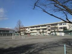 八幡小学校