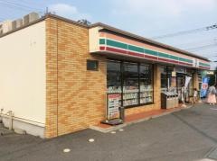 セブンイレブン　内ケ島店