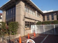 目黒区立洗足図書館