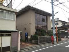 目黒区立洗足図書館