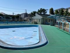 磯子腰越公園プール