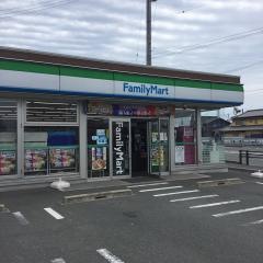 ファミリーマート　豊川市田町店