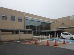 新潟県立図書館
