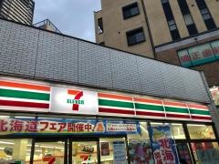 セブンイレブン　西小倉駅前店