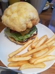 ＢＵＲＧＥＲ＆ＭＩＬＫＳＨＡＫＥＣＲＡＮＥ