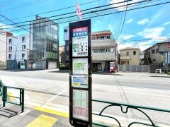 「稲荷神社」バス停留所