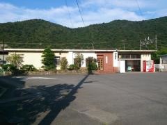 伊里駅