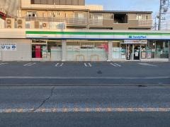 ファミリーマート　横浜綱島東店