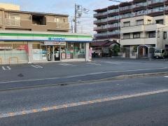 ファミリーマート　横浜綱島東店