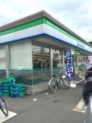 ファミリーマート　西東京柳沢二丁目店