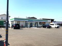 ファミリーマート　北上四号バイパス店
