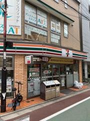 セブンイレブン　世田谷下高井戸店