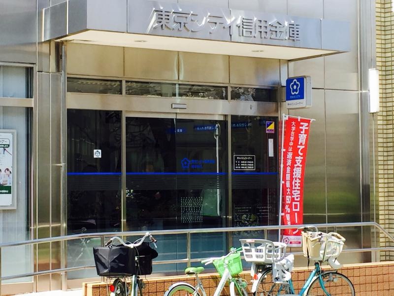 建物入口
