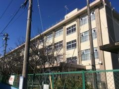西長住小学校