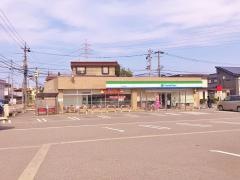 ファミリーマート　富山豊田本町店