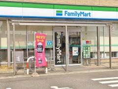 ファミリーマート　富山豊田本町店
