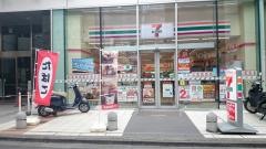 セブンイレブン　セントラム六本木店