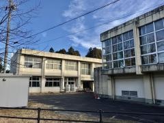 明小学校