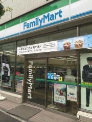 ファミリーマート　光町一丁目店