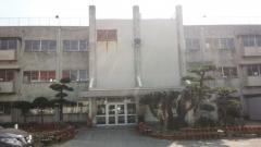 華城小学校
