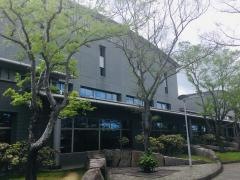香川県立図書館