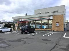 セブンイレブン　札幌三角点通り店