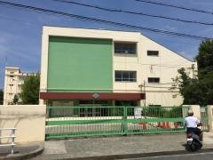 取石小学校
