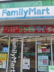 ファミリーマート　広島流川店