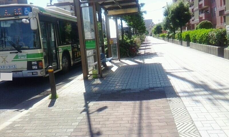 「鶴町一丁目」バス停留所