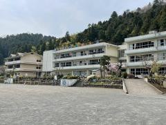成木小学校