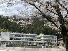 成木小学校