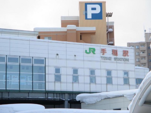 JR函館本線 サボ 札幌 手稲 JR函館本線(函館－旭川)手稲駅／ホームメイト