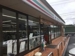 セブンイレブン 亀山菅内町店