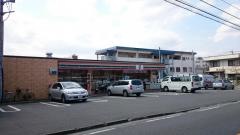 セブンイレブン　横浜川和町店