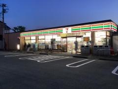 セブンイレブン　横浜川和町店