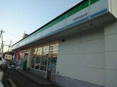 ファミリーマート　生駒西白庭台店