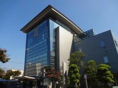 飯塚市立飯塚図書館