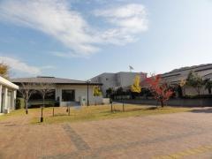 神戸市外国語大学大学院