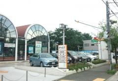 トヨタカローラ神戸川西店