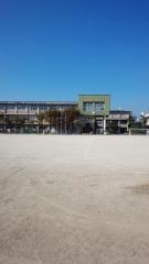 勧興小学校